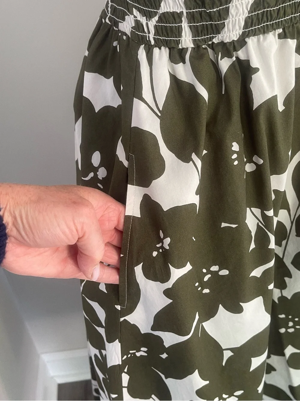 J Crew One-Shoulder Floral Midi Dress in Olive and White Cotton size S - Picture 5 of 9